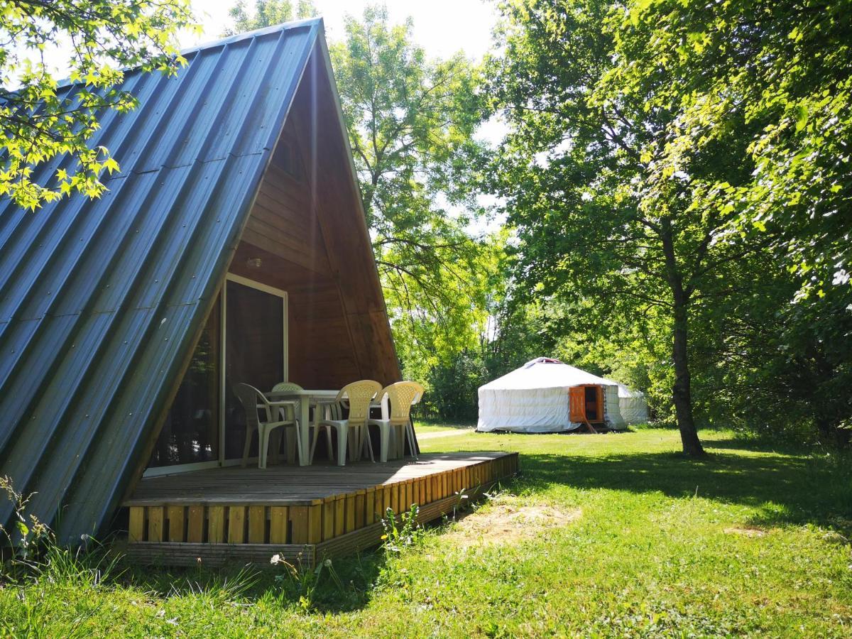 Camping Domaine De Mepillat Saint-Nizier-le-Bouchoux Eksteriør bilde