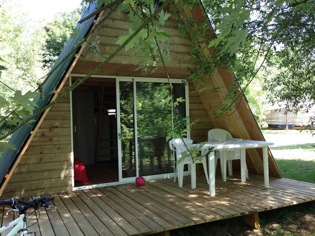 Camping Domaine De Mepillat Saint-Nizier-le-Bouchoux Rom bilde