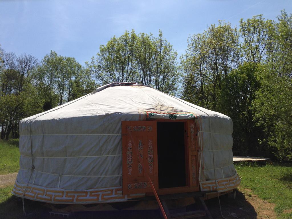 Camping Domaine De Mepillat Saint-Nizier-le-Bouchoux Rom bilde