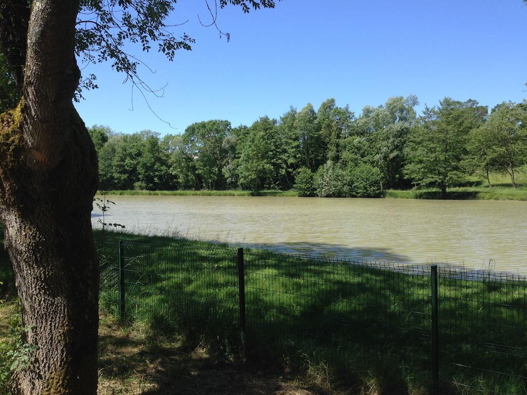 Camping Domaine De Mepillat Saint-Nizier-le-Bouchoux Eksteriør bilde
